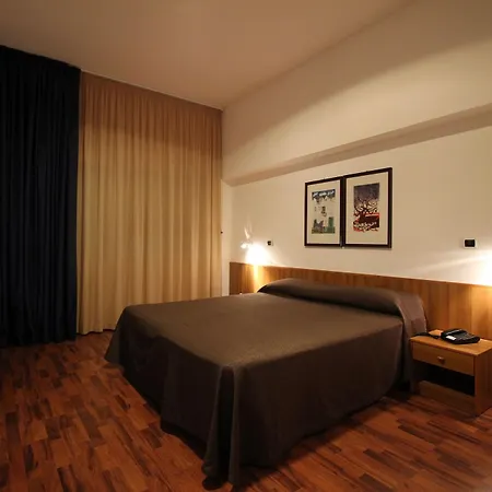 Otel Majesty 4*