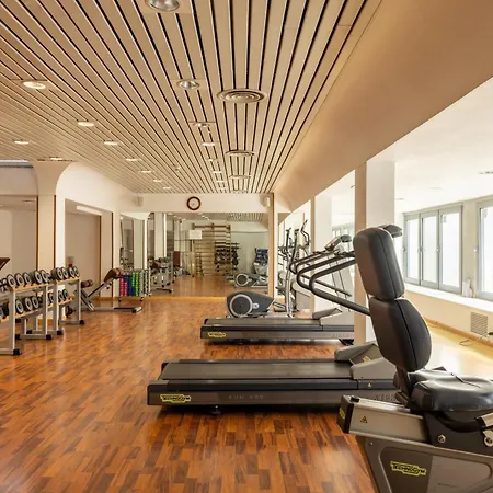Majesty Otel Bari