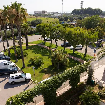 Majesty Otel Bari
