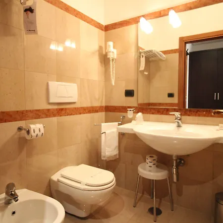 Majesty 4*